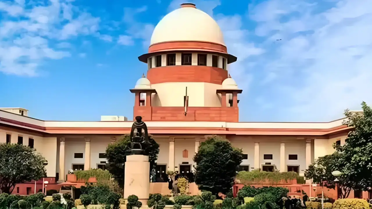 14 of 28 CMs face serious criminal cases, Supreme Court told